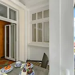 Villa Strandeck - Ferienwohnungen direkt am Strand